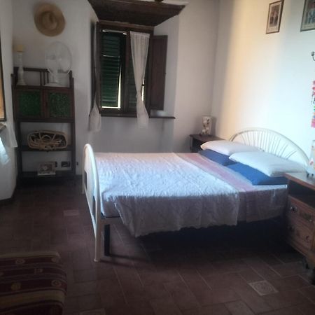 Al Tuffatore Etrusco Campiglia Marittima Bagian luar foto