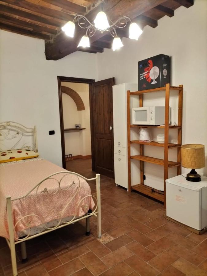 Al Tuffatore Etrusco Campiglia Marittima Bagian luar foto